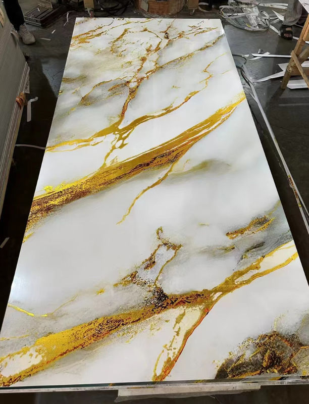 অভ্যন্তরীণ বাঁশ কাঠের ফাইবার কাঠের ফিনিস ধাতব টেক্সচার সলিড মিরর পিভিসি ওয়াল প্যানেল