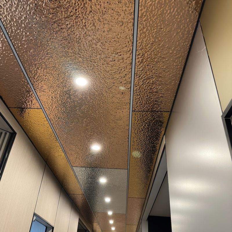 গরম বিক্রয় বাঁশ কাঠকয়লা দেয়াল প্যানেল কঠিন 1220 X 2800 মিমি জলরোধী কম্পোজিট মার্বেল শস্য বাঁশ কাঠকয়লা বোর্ড