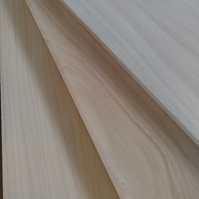 পাওলোভনিয়া সলিড কাঠের প্রান্ত আঠালো বোর্ড আসবাবপত্রের জন্য আর্দ্রতা সামগ্রী 8%-12% টেকসই দৃঢ় নকশা