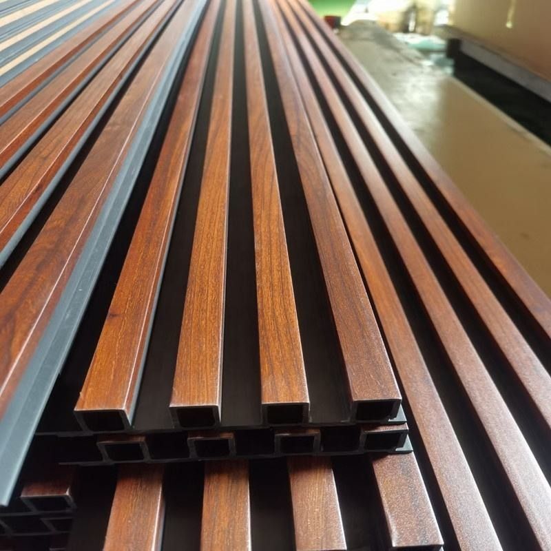 কালো বোর্ড হাউস অভ্যন্তরীণ দেয়াল জলরোধী ফাংশন সঙ্গে ডেকোরেটিভ WPC দেওয়াল প্যানেল