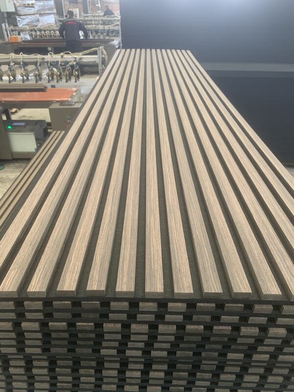 গরম বিক্রয় অ্যাকোস্টিক প্যানেল কাঠের স্লট ফ্লুটেড ওয়াল প্যানেল ঘর সাজসজ্জা অভ্যন্তরীণ সাউন্ডপ্রুফ ওয়াল প্যানেল