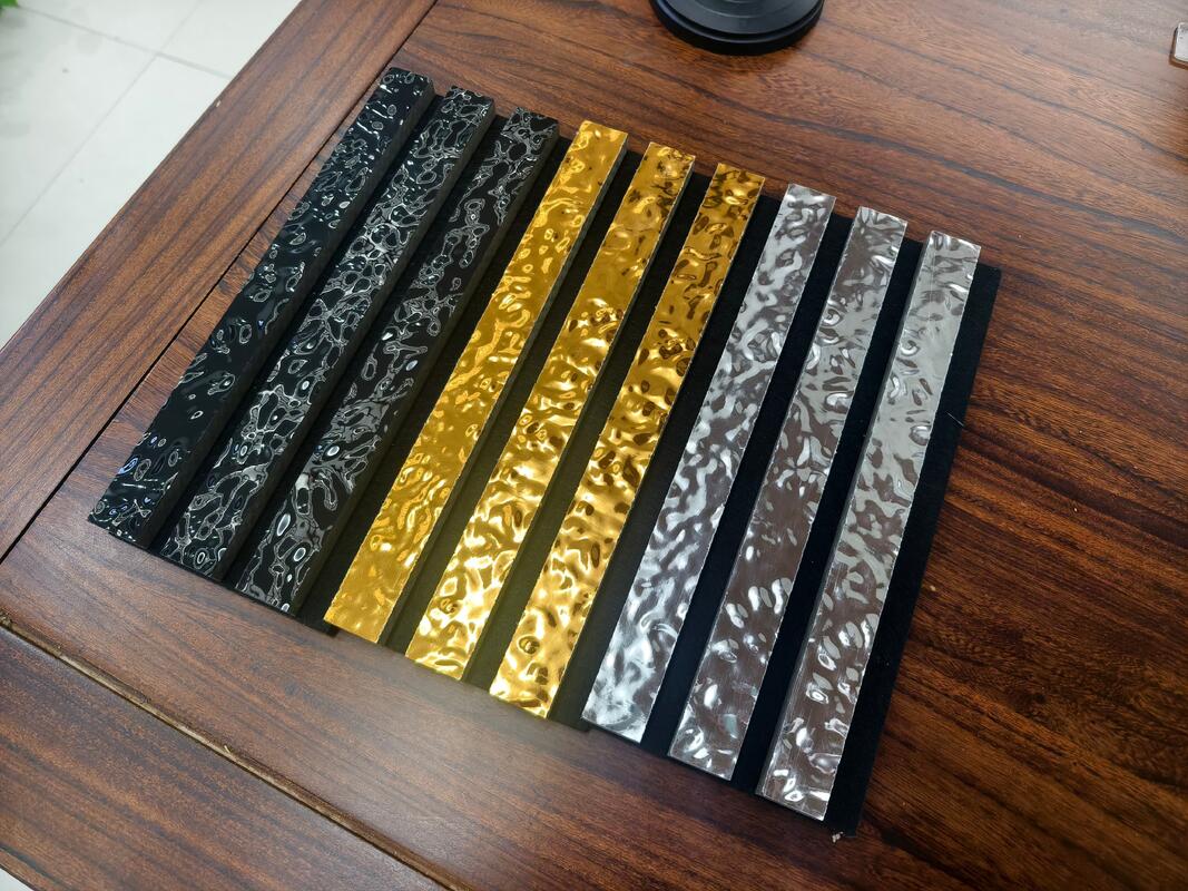 সার্টিফাইড আধুনিক নকশা অ্যাকোস্টিক ওয়াল প্যানেল সাউন্ডপ্রুফ 3 ডি পিইটি ফিল্ম ওয়াটার রিপল সাউন্ড-অ্যাসোসিং স্লট গ্রিল ডেকোরেটিভ প্যানেল