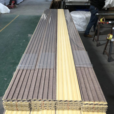 অভ্যন্তরীণ আলংকারিক দেওয়াল বোর্ড সিলিং প্যানেল পিভিসি লেপা বাঁশ ফাইবার আর্ট Louver ব্যাকগ্রাউন্ড প্যানেল WPC ফ্লুটেড স্ল্যাট প্যানেল