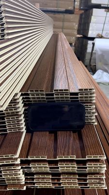 SONSILL UTO Wpc পিভিসি সজ্জা অভ্যন্তরীণ প্রাচীর আবরণ প্লাস্টিকের আচ্ছাদন WPC কাঠের প্রাচীর প্যানেল