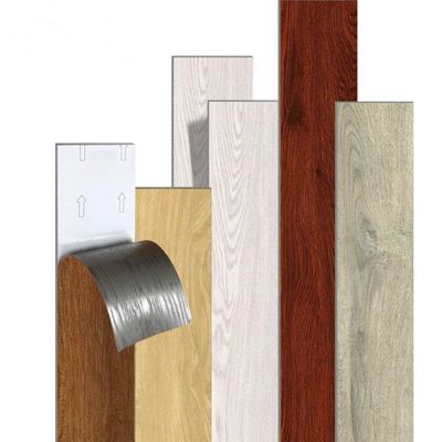 স্ব-আঠালো জলরোধী পিভিসি ফ্লোরিং স্টিক DIY ভিনাইল ফ্লোরিং ইনডোর সজ্জার জন্য অফিস বিল্ডিংয়ে